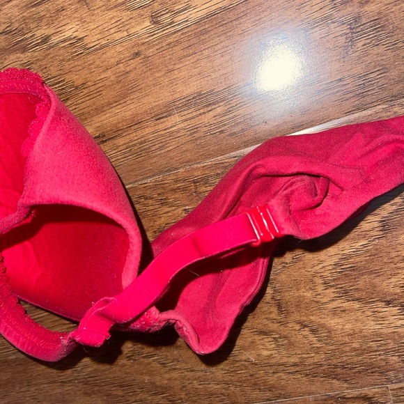 💓 vs bra - Picture 5 of 8